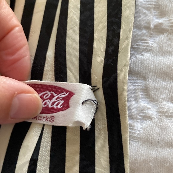 Coca Cola trade mark tie - Picture 8 of 8